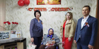 Ветераны Ключевского района принимают поздравления с Юбилеем Победы!. - Ключевский район